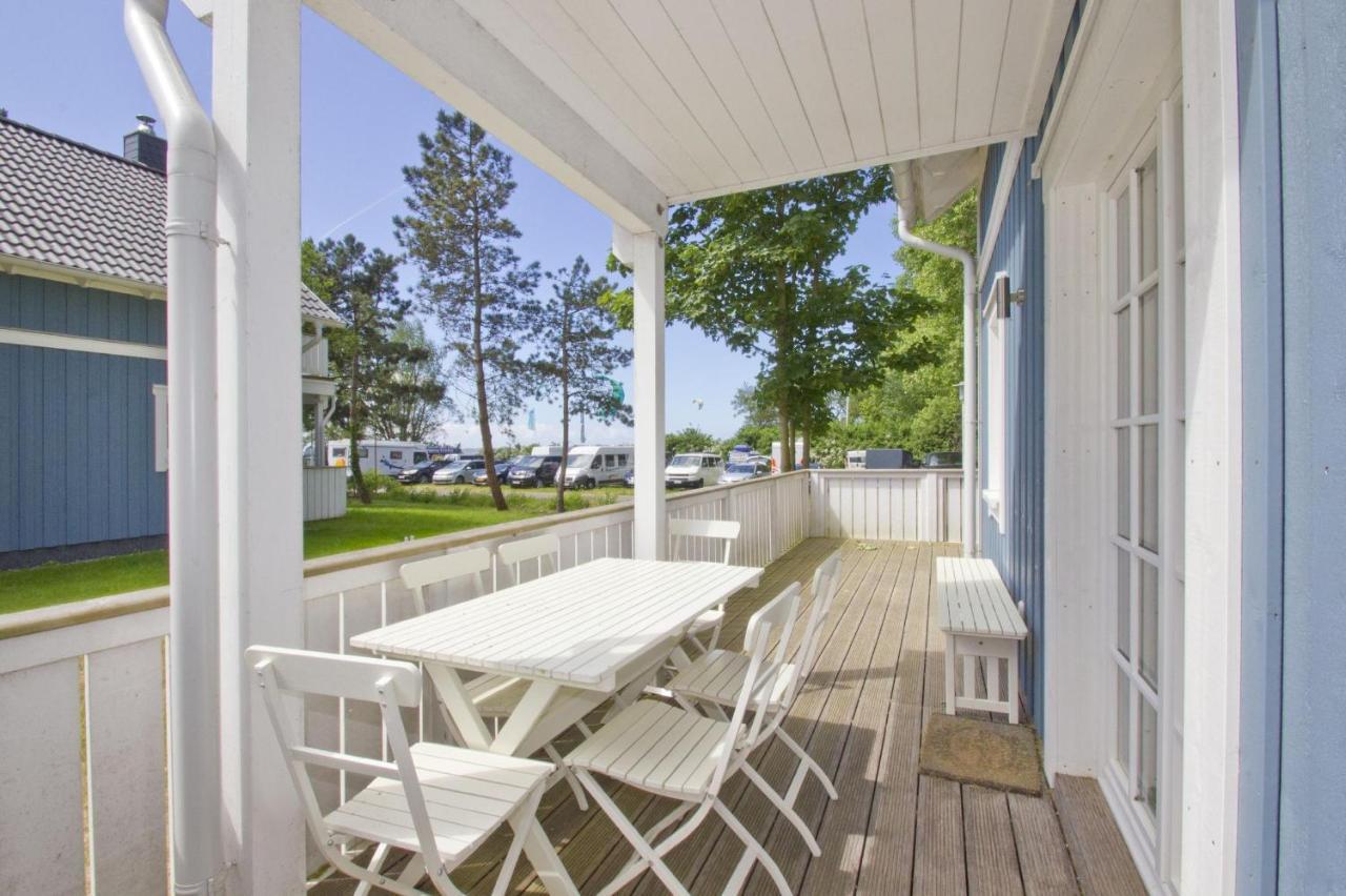 Ferienhaus Frigga Haus - Terrasse, Garten, Meerblick Wiek auf Ruegen Exterior photo